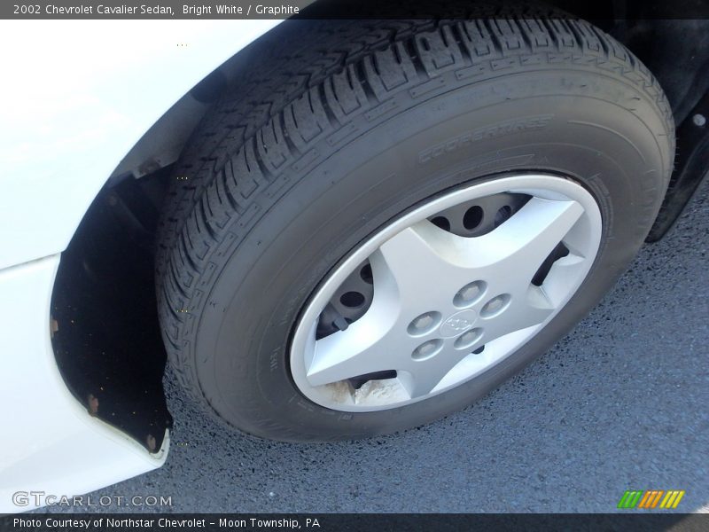 Bright White / Graphite 2002 Chevrolet Cavalier Sedan