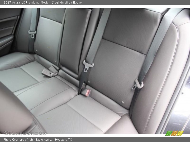 Modern Steel Metallic / Ebony 2017 Acura ILX Premium