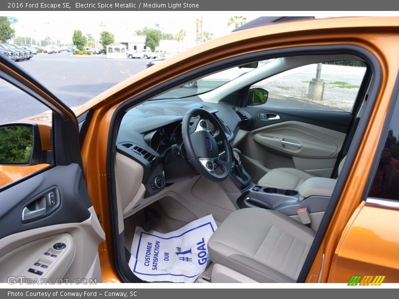 Electric Spice Metallic / Medium Light Stone 2016 Ford Escape SE