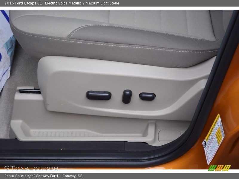Electric Spice Metallic / Medium Light Stone 2016 Ford Escape SE