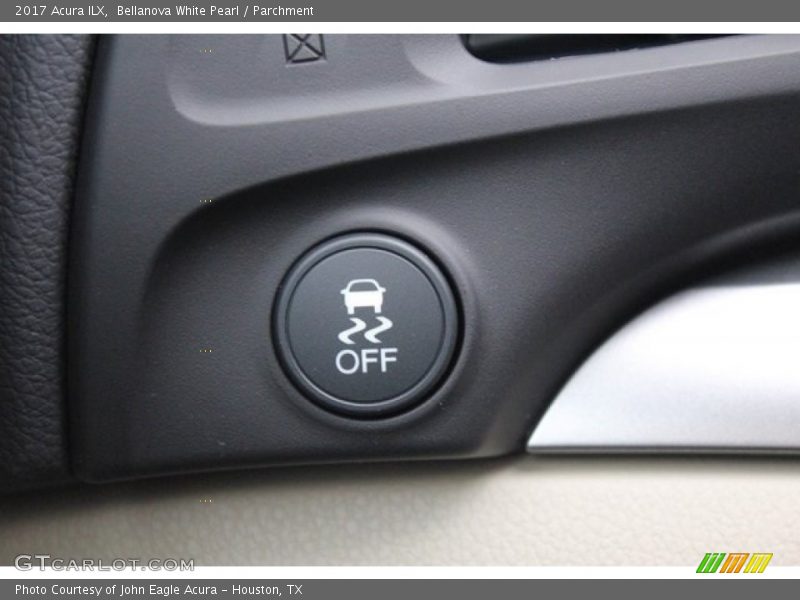 Bellanova White Pearl / Parchment 2017 Acura ILX