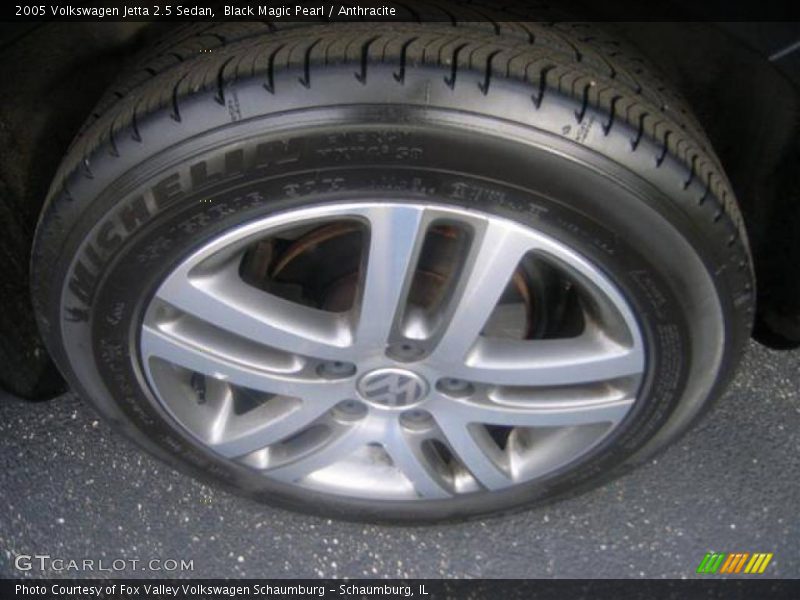 Black Magic Pearl / Anthracite 2005 Volkswagen Jetta 2.5 Sedan