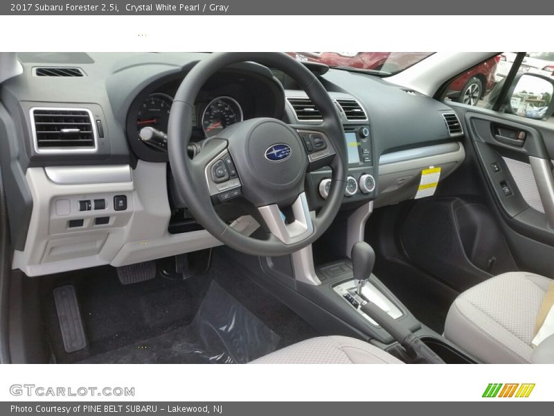 Crystal White Pearl / Gray 2017 Subaru Forester 2.5i