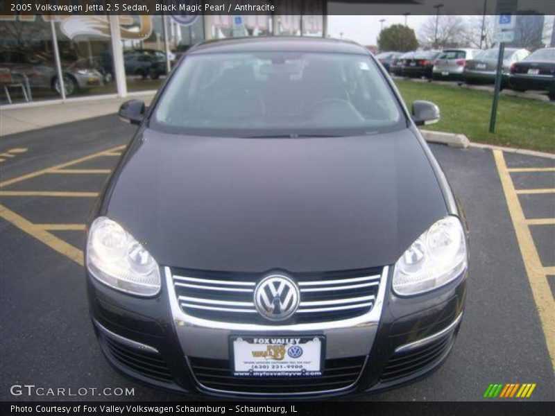 Black Magic Pearl / Anthracite 2005 Volkswagen Jetta 2.5 Sedan