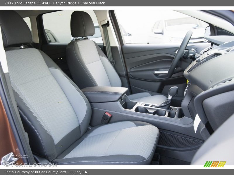 Canyon Ridge / Charcoal Black 2017 Ford Escape SE 4WD