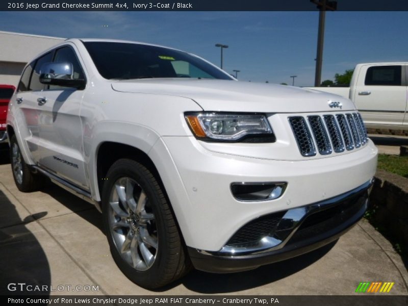 Ivory 3-Coat / Black 2016 Jeep Grand Cherokee Summit 4x4