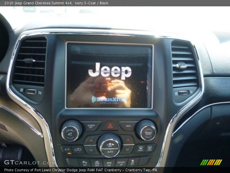 Ivory 3-Coat / Black 2016 Jeep Grand Cherokee Summit 4x4