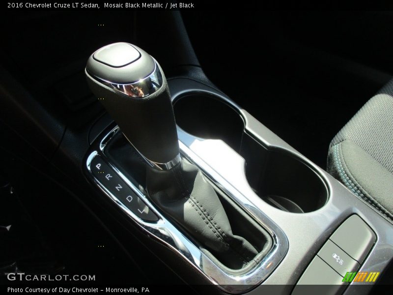 Mosaic Black Metallic / Jet Black 2016 Chevrolet Cruze LT Sedan