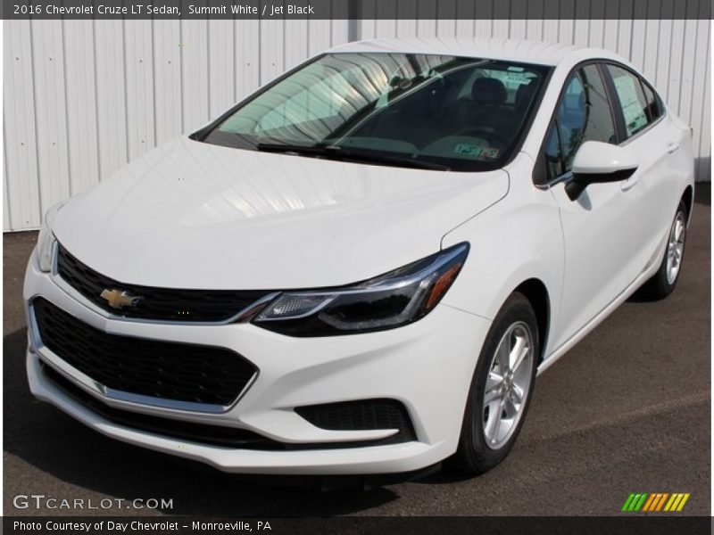 Summit White / Jet Black 2016 Chevrolet Cruze LT Sedan