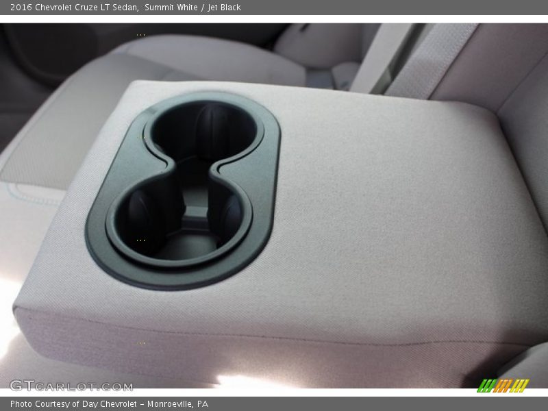 Summit White / Jet Black 2016 Chevrolet Cruze LT Sedan