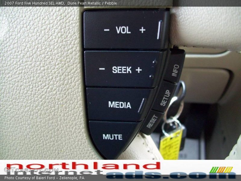 Dune Pearl Metallic / Pebble 2007 Ford Five Hundred SEL AWD