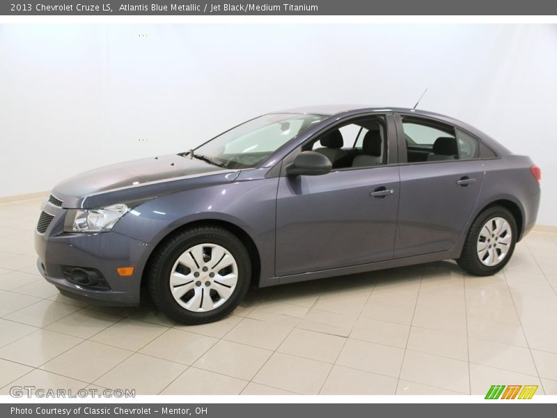 Atlantis Blue Metallic / Jet Black/Medium Titanium 2013 Chevrolet Cruze LS