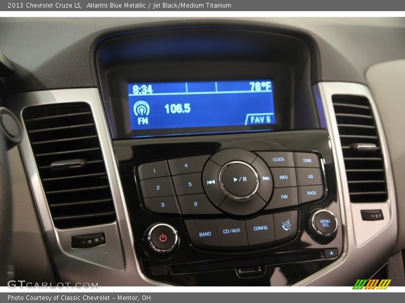 Atlantis Blue Metallic / Jet Black/Medium Titanium 2013 Chevrolet Cruze LS