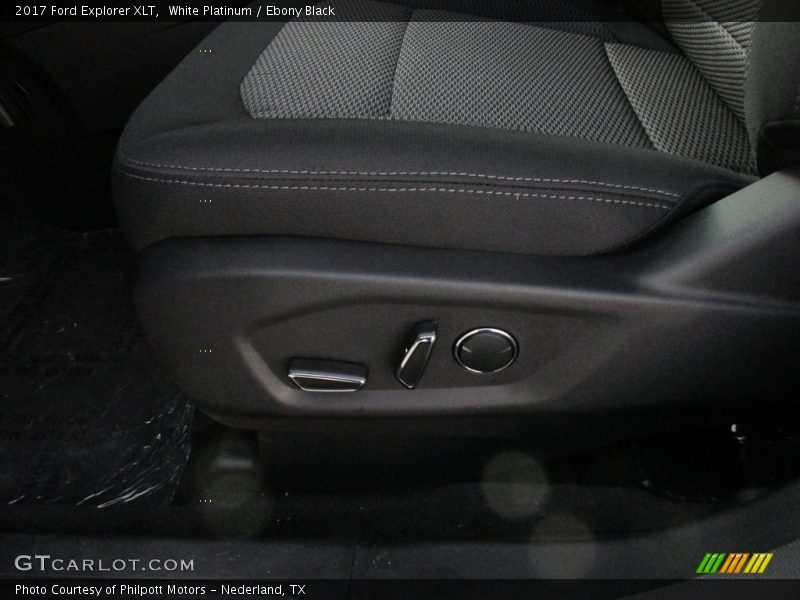 White Platinum / Ebony Black 2017 Ford Explorer XLT