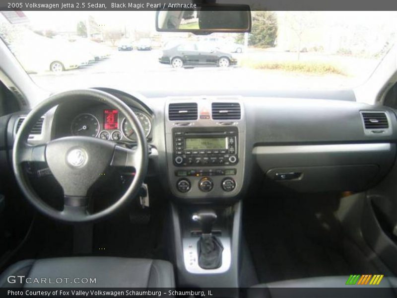 Black Magic Pearl / Anthracite 2005 Volkswagen Jetta 2.5 Sedan