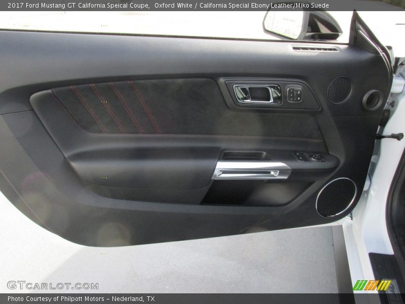 Door Panel of 2017 Mustang GT California Speical Coupe