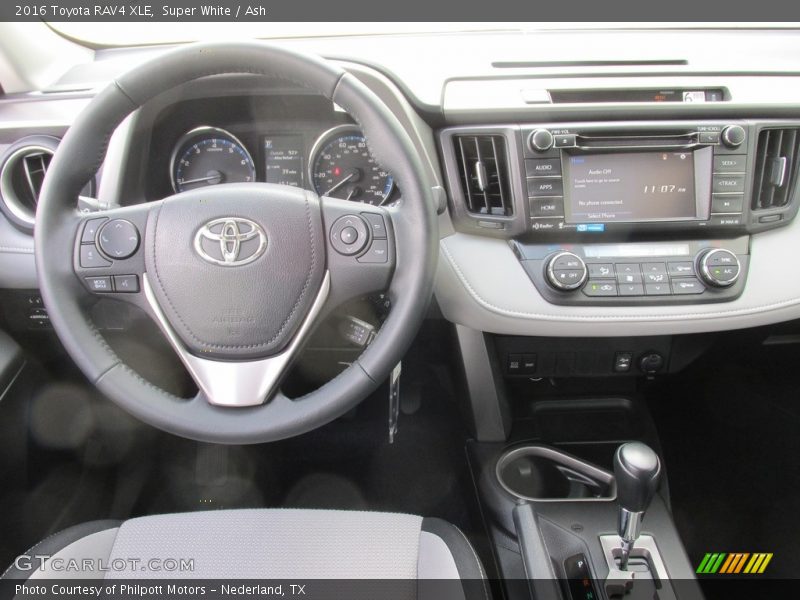 Super White / Ash 2016 Toyota RAV4 XLE