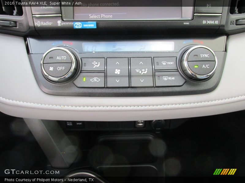 Super White / Ash 2016 Toyota RAV4 XLE