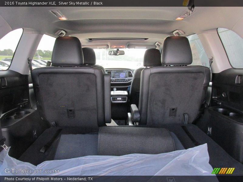 Silver Sky Metallic / Black 2016 Toyota Highlander XLE