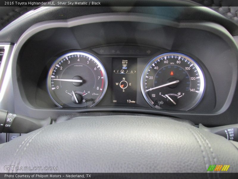 Silver Sky Metallic / Black 2016 Toyota Highlander XLE