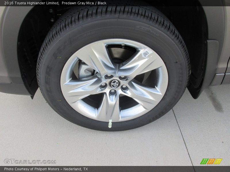 Predawn Gray Mica / Black 2016 Toyota Highlander Limited