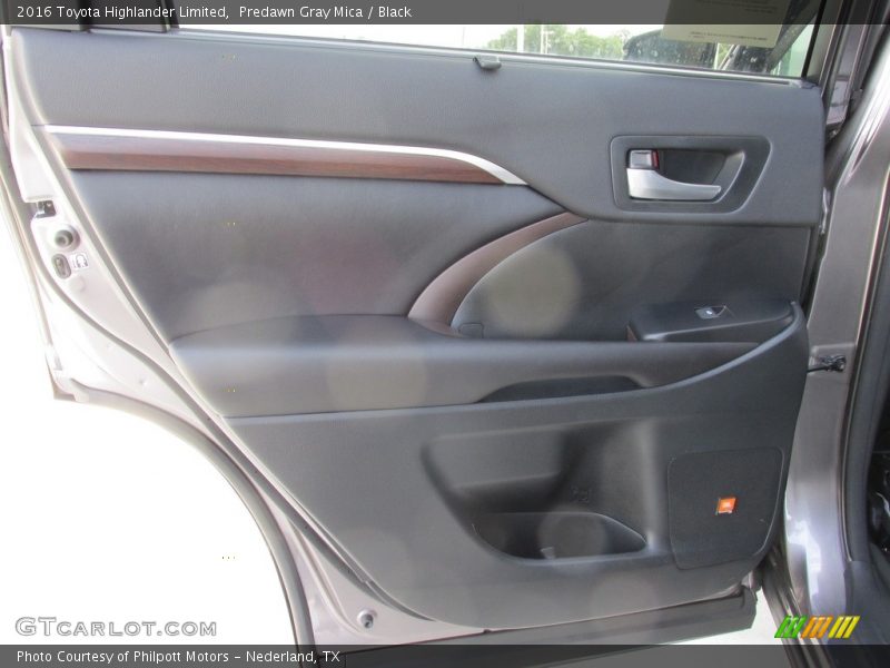 Predawn Gray Mica / Black 2016 Toyota Highlander Limited