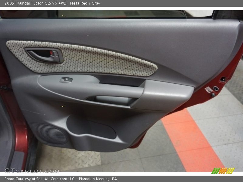 Mesa Red / Gray 2005 Hyundai Tucson GLS V6 4WD