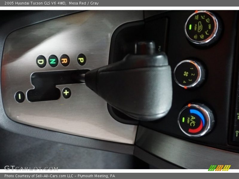 Mesa Red / Gray 2005 Hyundai Tucson GLS V6 4WD