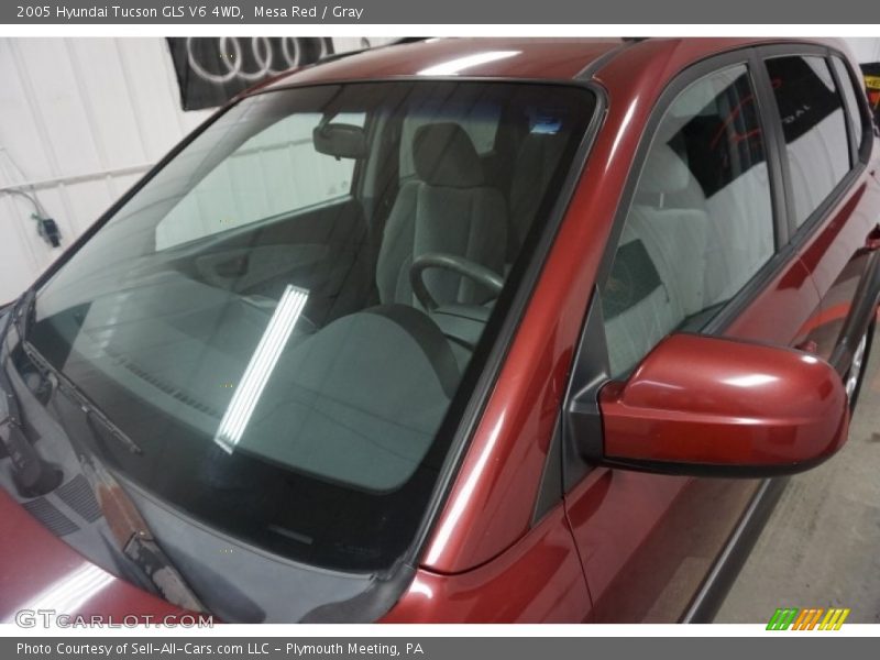 Mesa Red / Gray 2005 Hyundai Tucson GLS V6 4WD