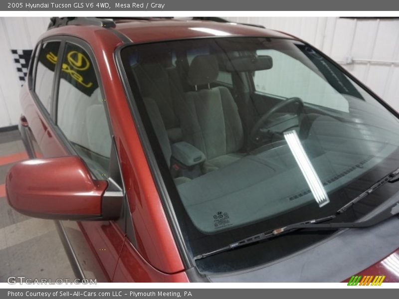 Mesa Red / Gray 2005 Hyundai Tucson GLS V6 4WD