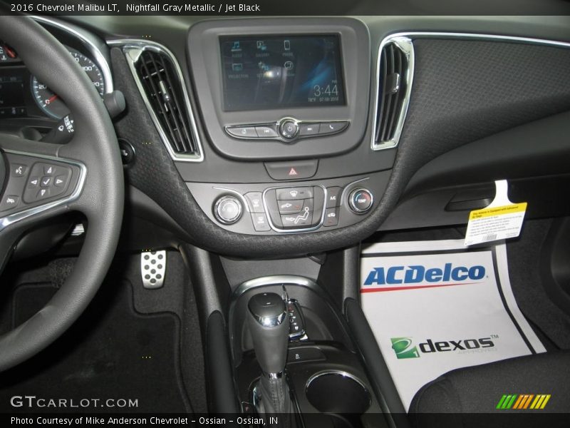 Nightfall Gray Metallic / Jet Black 2016 Chevrolet Malibu LT