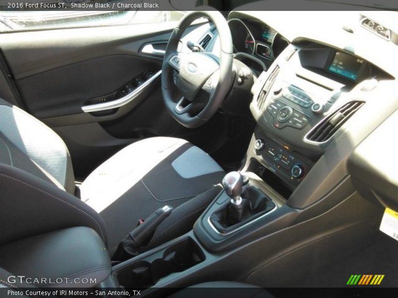 Shadow Black / Charcoal Black 2016 Ford Focus ST