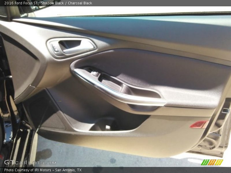 Shadow Black / Charcoal Black 2016 Ford Focus ST