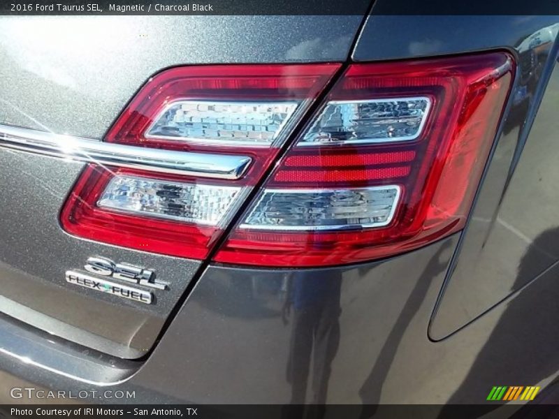 Magnetic / Charcoal Black 2016 Ford Taurus SEL