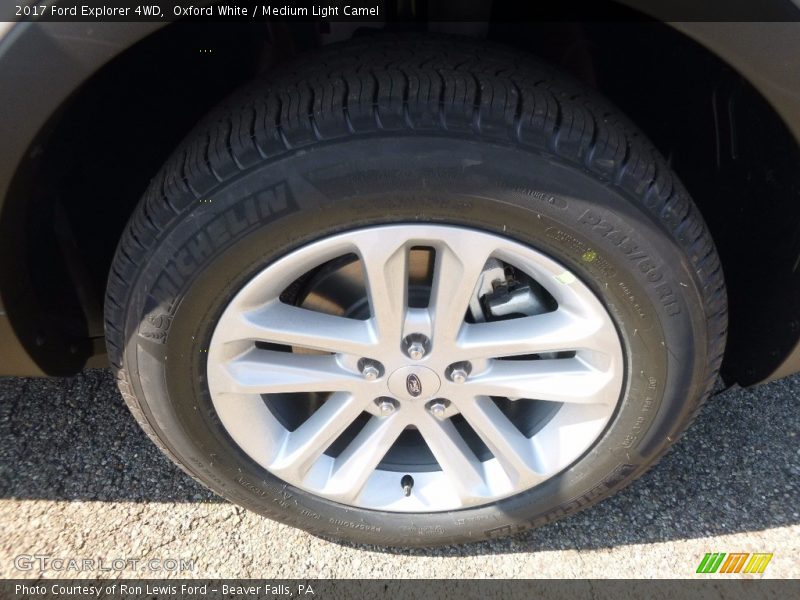 Oxford White / Medium Light Camel 2017 Ford Explorer 4WD