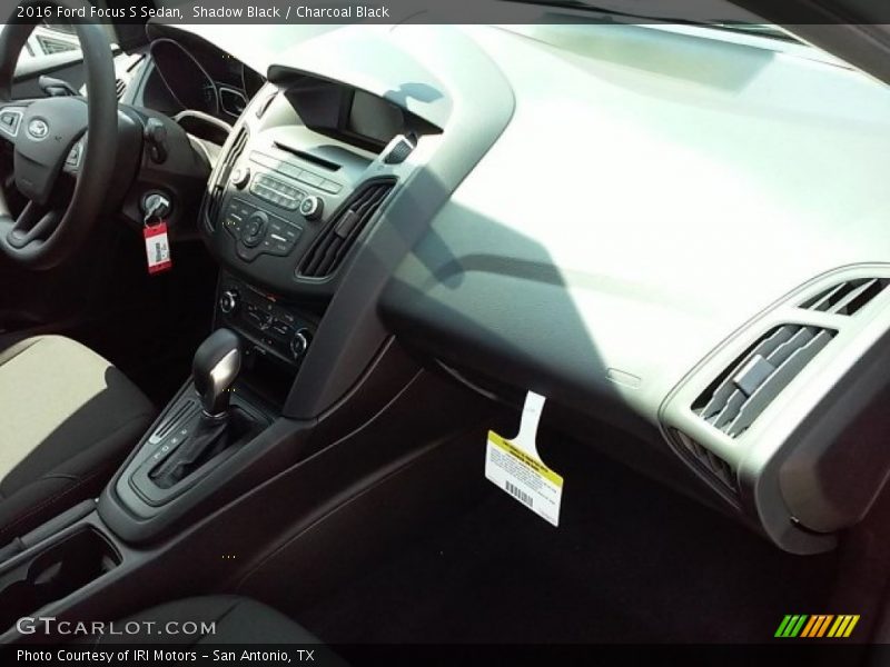 Shadow Black / Charcoal Black 2016 Ford Focus S Sedan
