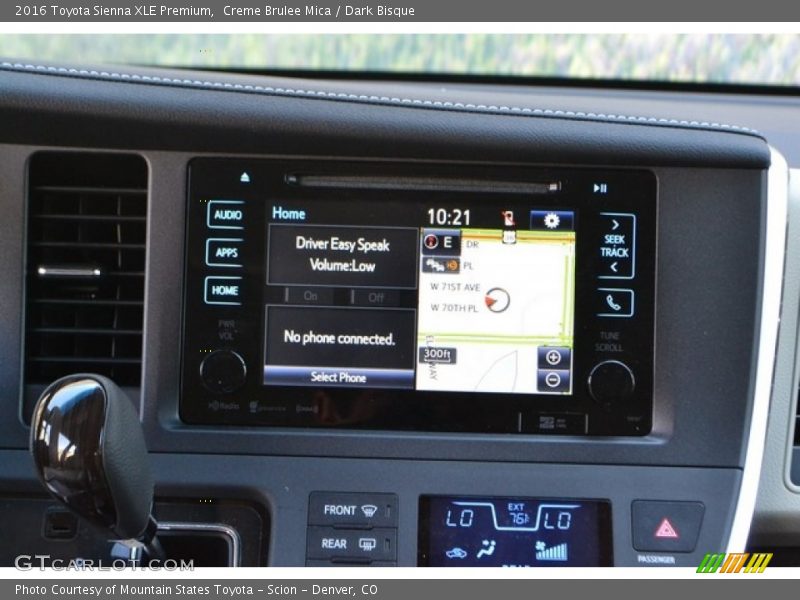 Creme Brulee Mica / Dark Bisque 2016 Toyota Sienna XLE Premium