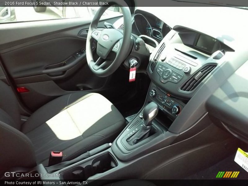 Shadow Black / Charcoal Black 2016 Ford Focus S Sedan