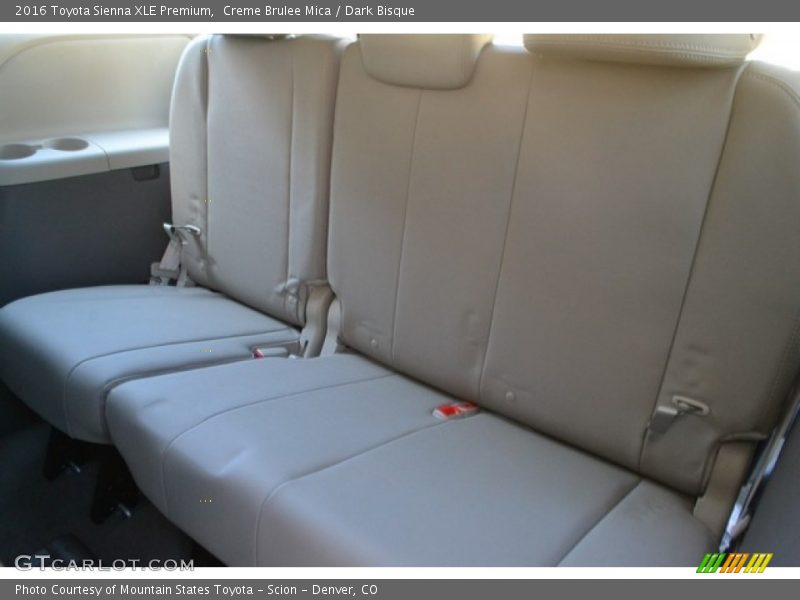 Creme Brulee Mica / Dark Bisque 2016 Toyota Sienna XLE Premium