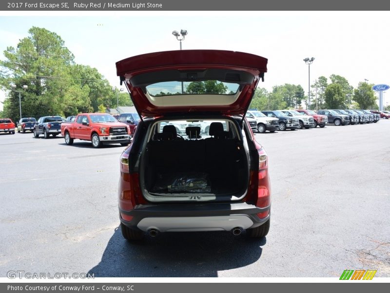 Ruby Red / Medium Light Stone 2017 Ford Escape SE