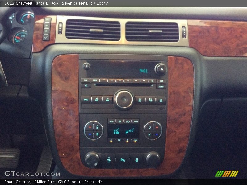 Silver Ice Metallic / Ebony 2013 Chevrolet Tahoe LT 4x4