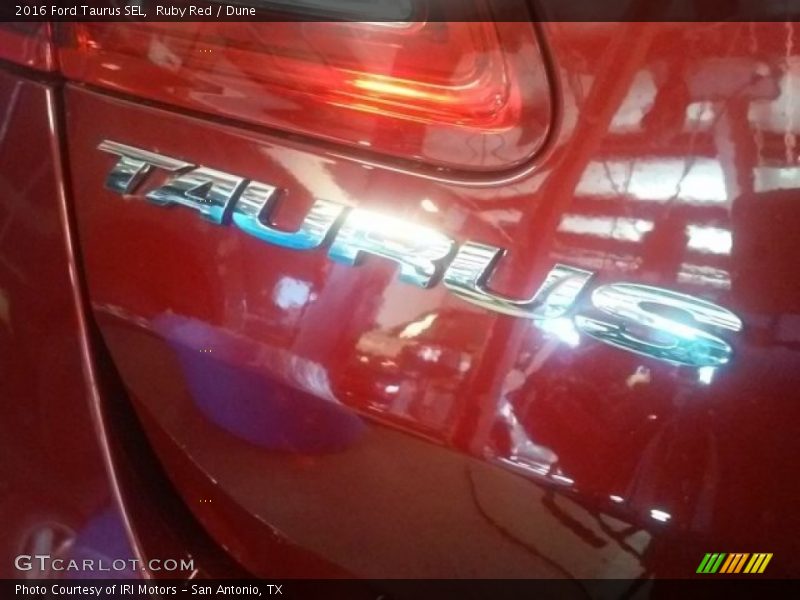 Ruby Red / Dune 2016 Ford Taurus SEL