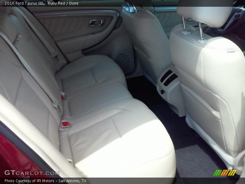 Ruby Red / Dune 2016 Ford Taurus SEL