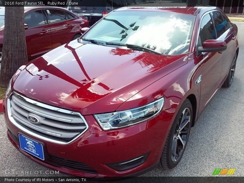 Ruby Red / Dune 2016 Ford Taurus SEL