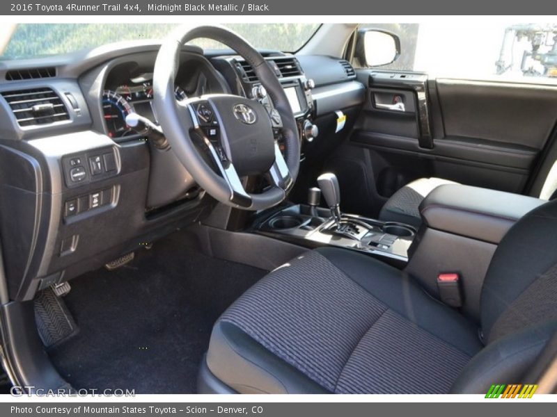 Midnight Black Metallic / Black 2016 Toyota 4Runner Trail 4x4