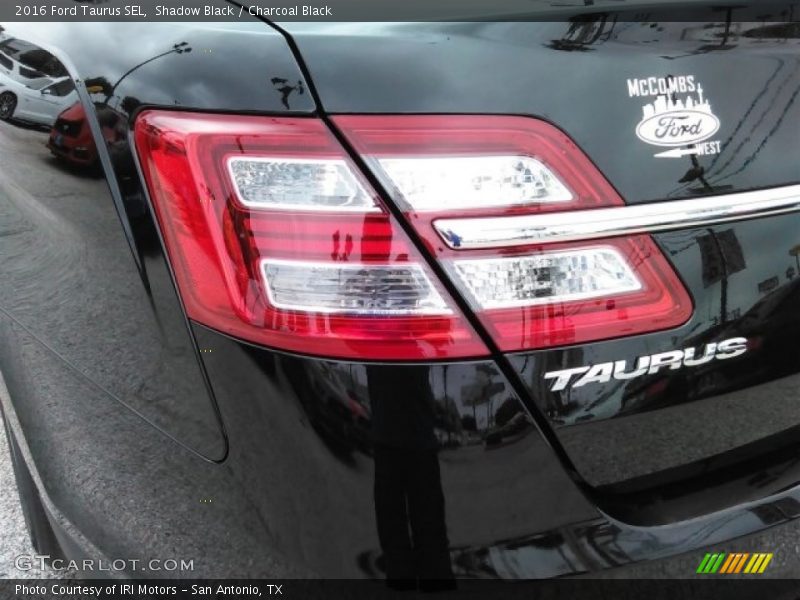 Shadow Black / Charcoal Black 2016 Ford Taurus SEL