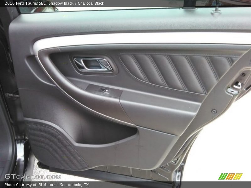 Shadow Black / Charcoal Black 2016 Ford Taurus SEL