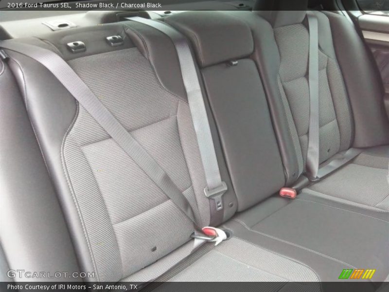 Shadow Black / Charcoal Black 2016 Ford Taurus SEL