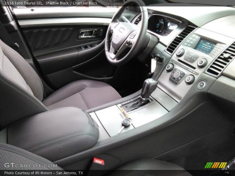 Shadow Black / Charcoal Black 2016 Ford Taurus SEL