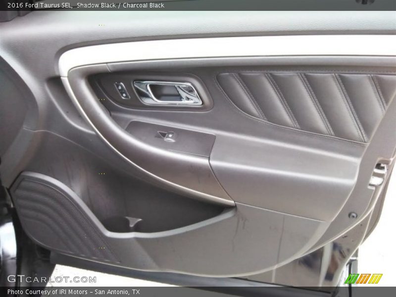 Shadow Black / Charcoal Black 2016 Ford Taurus SEL
